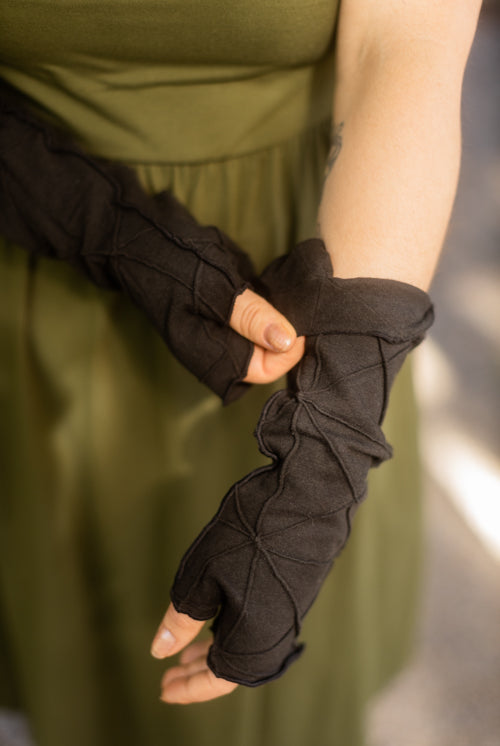 Bamboo Fleece Textured Arm Warmers - Black