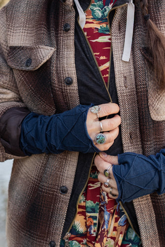 Bamboo Fleece Textured Arm Warmers - Navy