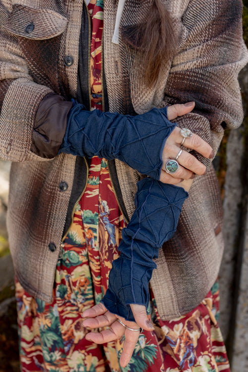 Bamboo Fleece Textured Arm Warmers - Navy