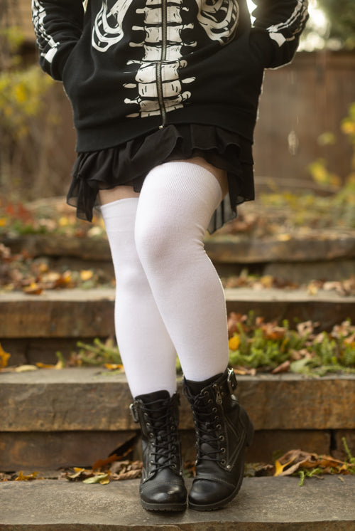 Cozy Acrylic Extraordinary Thigh High - White