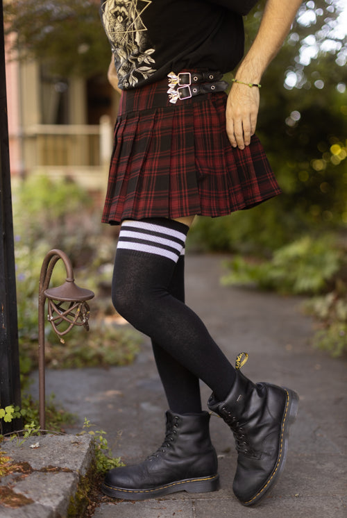 XL Foot Cotton Top-Striped Extraordinary Thigh High - Black with White