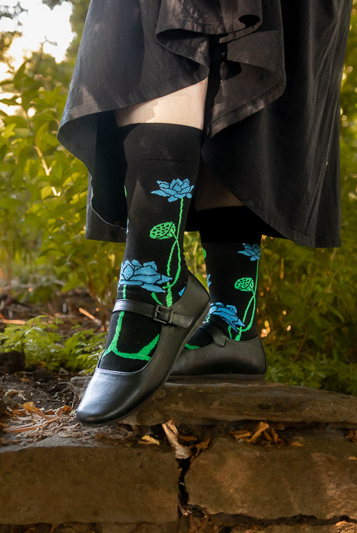 Botanical Nouveau Crew Socks - Blue Lotus