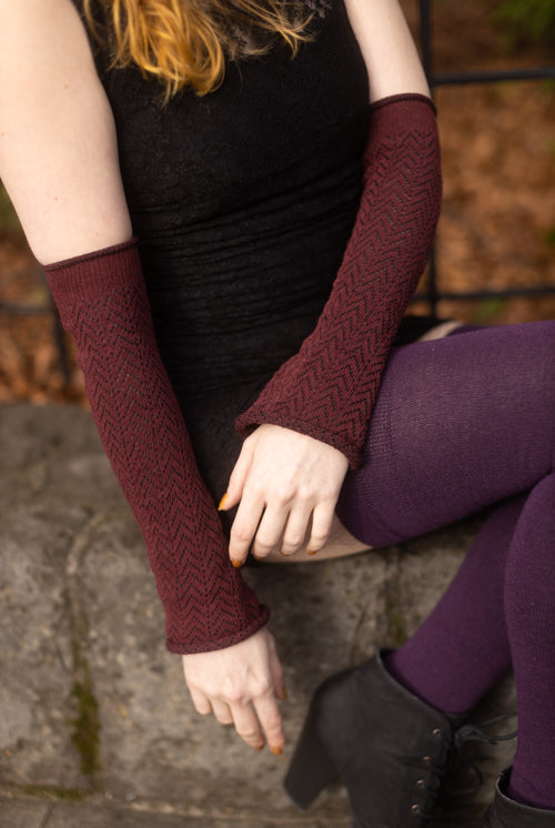 Chevron Sleeves - dark red and black