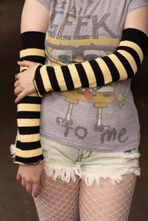 M Sleeves - Daffodil/Black