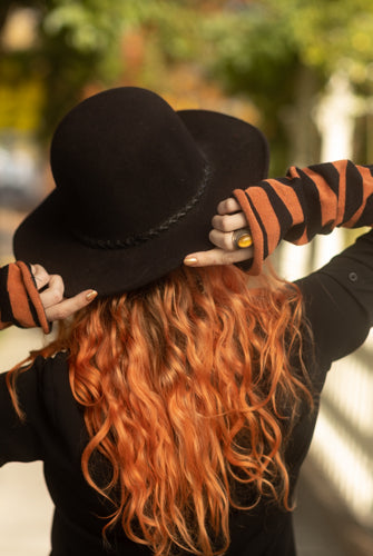 M Sleeves - Black/Rust