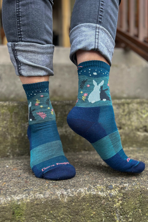 Bunny Critter Club Hiking Micro Crew