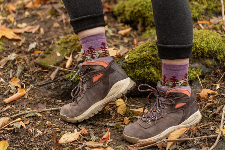 Northwoods Hiking Micro Crew - Cranberry