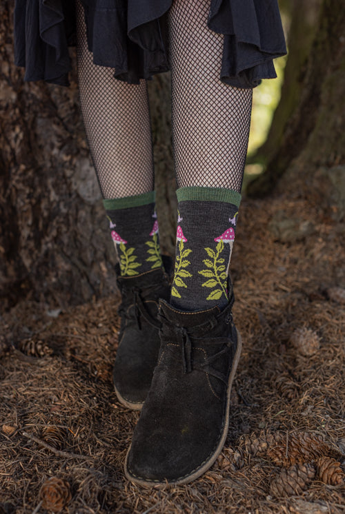 Mellow Mushrooms Wool Micro Crew