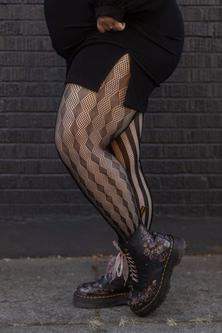 Plus Size Harlequin Net Tights