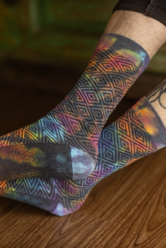 Diamond Pattern Black Rainbow Tie Dye Crew