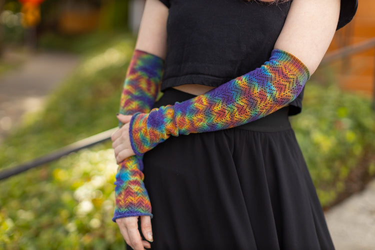 Tie Dye Chevron Sleeves - Classic tie Dye Crinkle