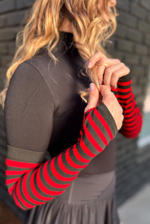 Striped Nylon Arm Warmers - Red & Black