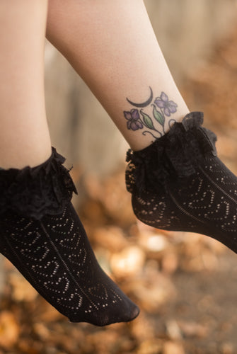 Heart Net Ankle with Ruffle