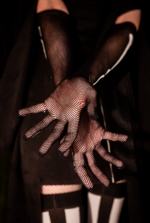Skeleton Fishnet Long Gloves