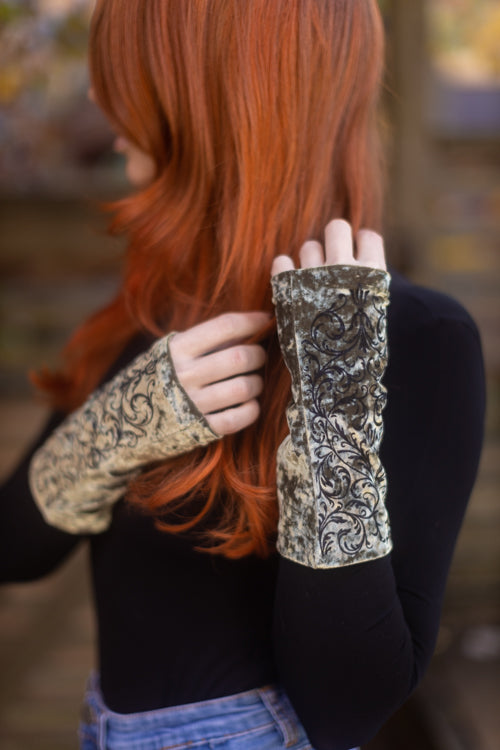 Polonova Imperial Arm Warmers - Sage / Black