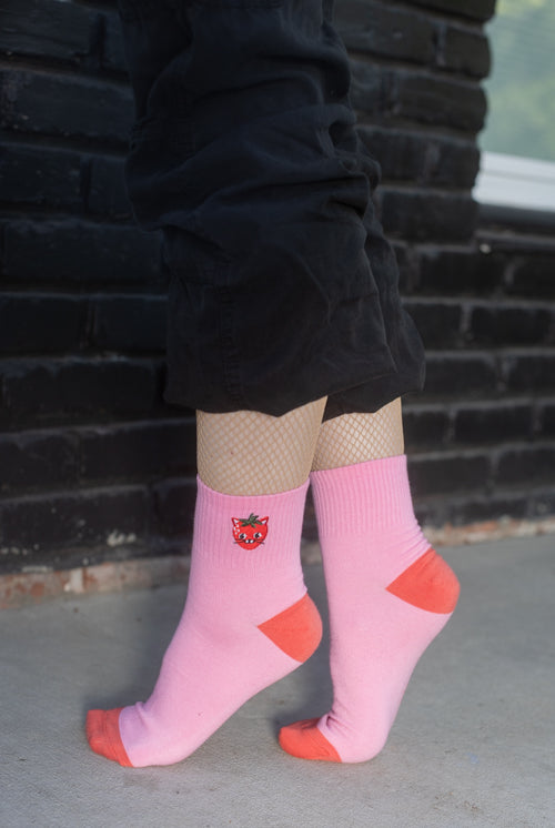 Strawberry Cat Quarter Crew