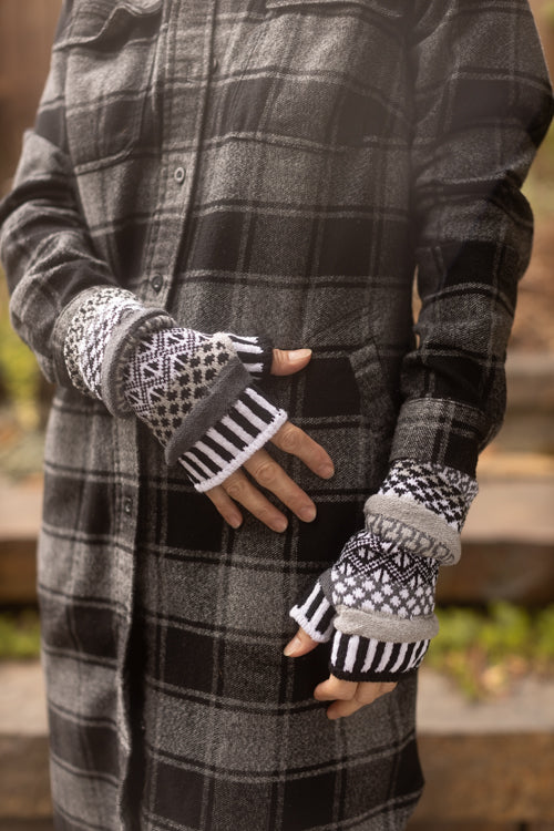 Midnight Arm Warmer