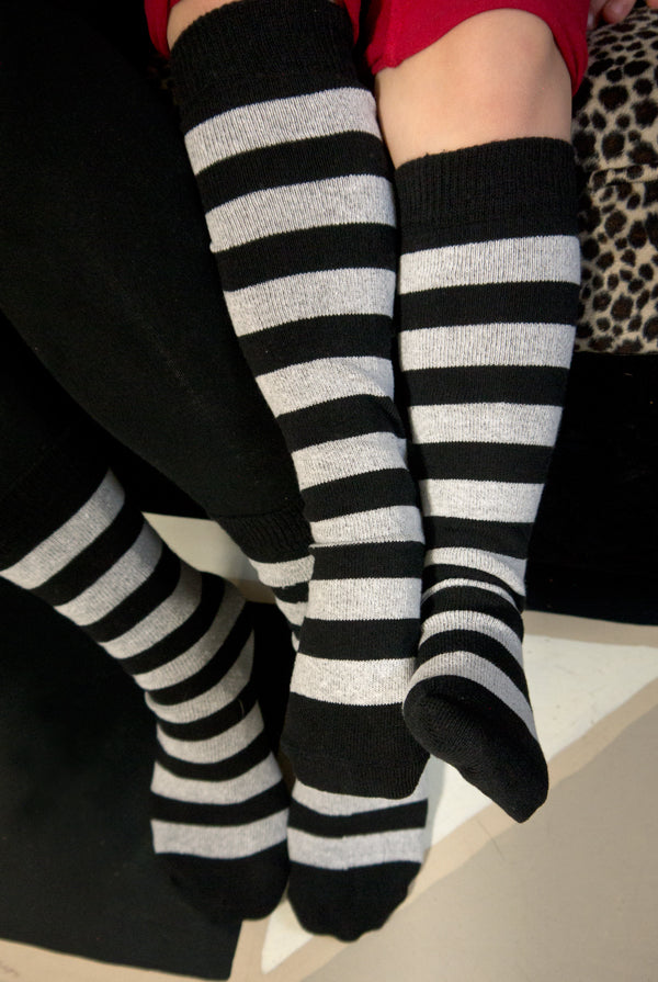 Simply Striped Tube Socks - Black/White