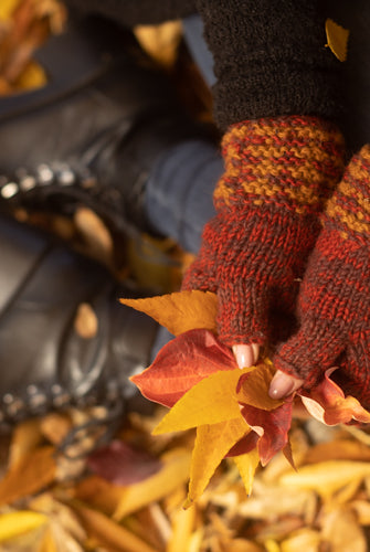 Melange Knitted Wool Arm Warmers - Red
