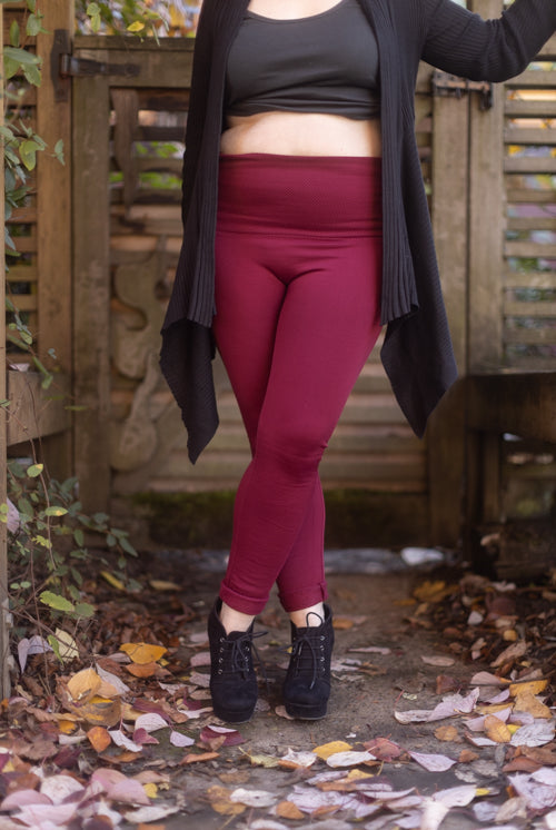 Plus Size High Waisted Fleece Lined Leggings - Wine