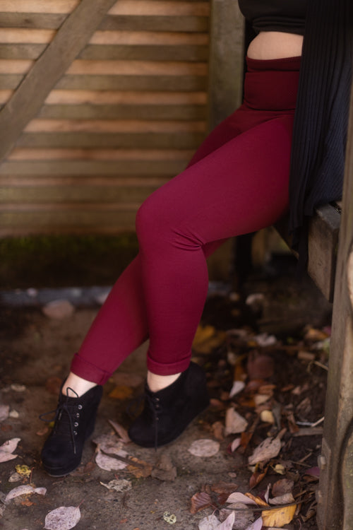Plus Size High Waisted Fleece Lined Leggings - Wine