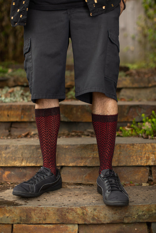 B Chevron Crew Socks - Black/Red