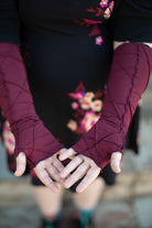 Textured Arm Warmers - Wine