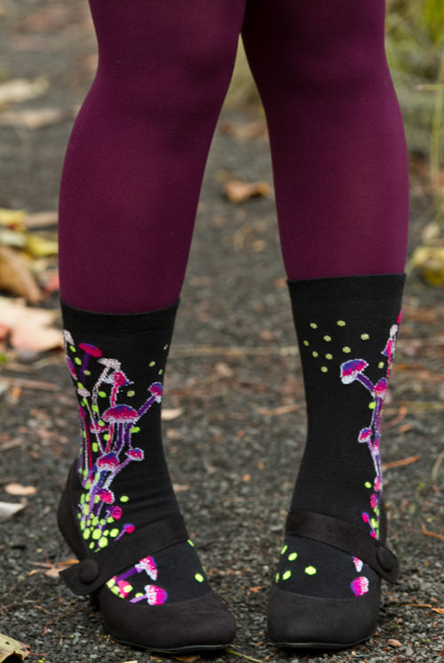 Bioluminescent Spores Crew