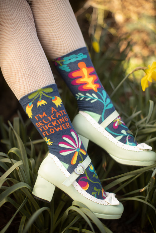 Delicate Flower Crew
