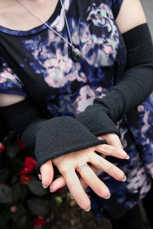 Chevron Sleeves - Black/Black