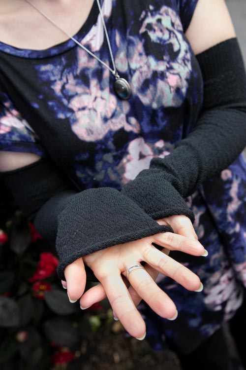 Chevron Sleeves - Black/Black