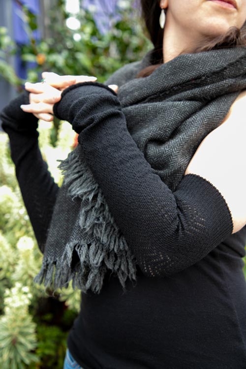 Chevron Sleeves - Black/Black