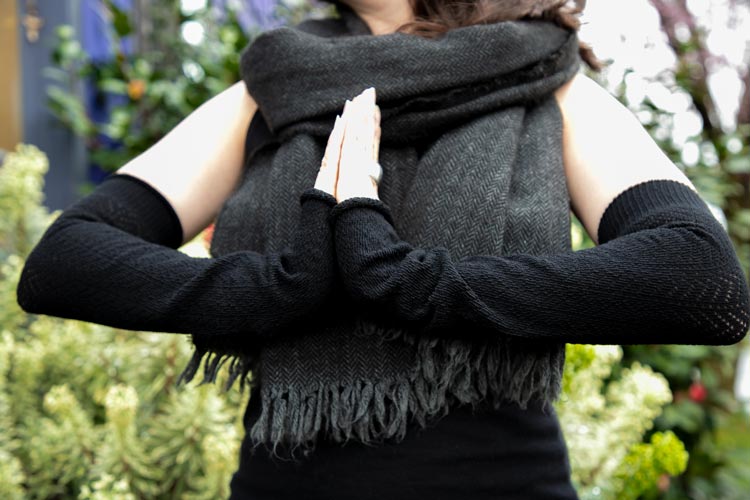Chevron Sleeves - Black/Black