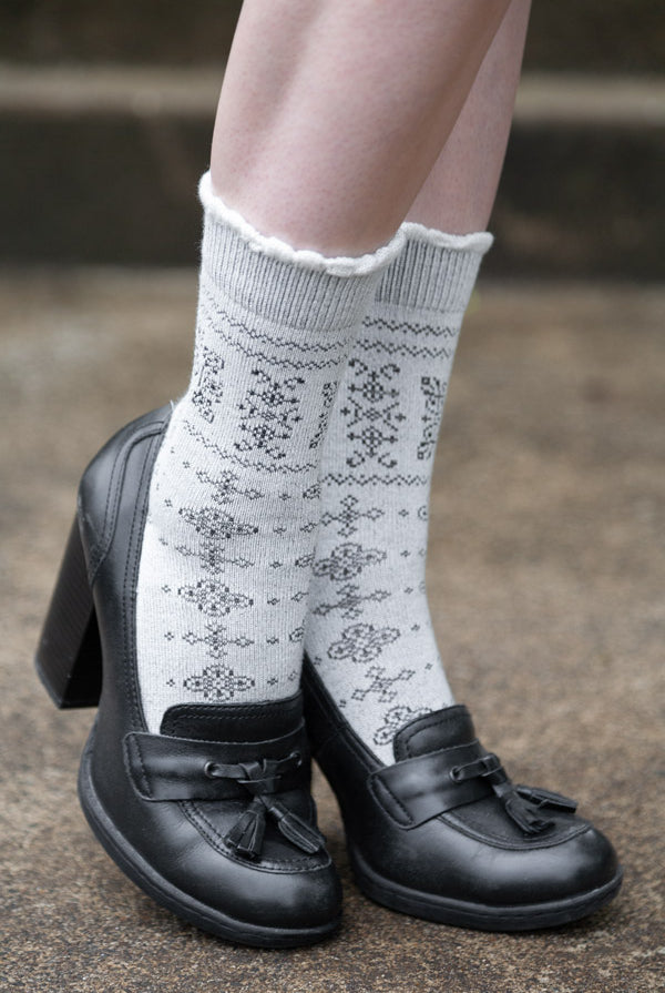 Knockout Bouquet Bamboo Crew - Ivory & Black