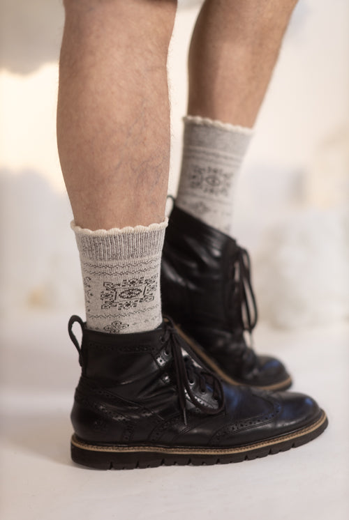 XL Foot - Knockout Bouquet Bamboo Crew - Ivory & Black