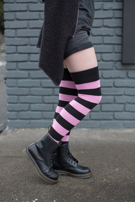 Extraordinary Bright Stripes - Black & Pink