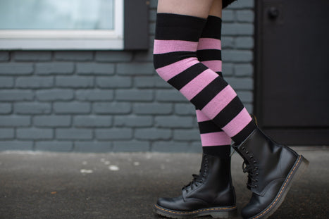 Extraordinary Bright Stripes - Black & Pink