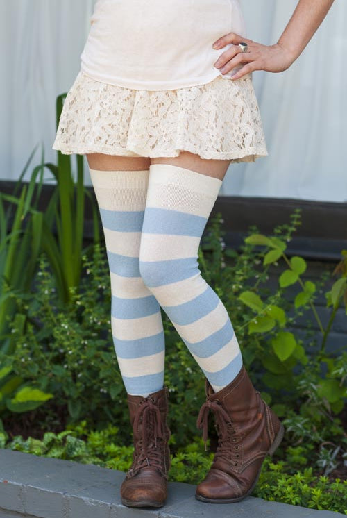 Striped Extraordinary Thigh High Socks - Sweet Cream/Light Blue