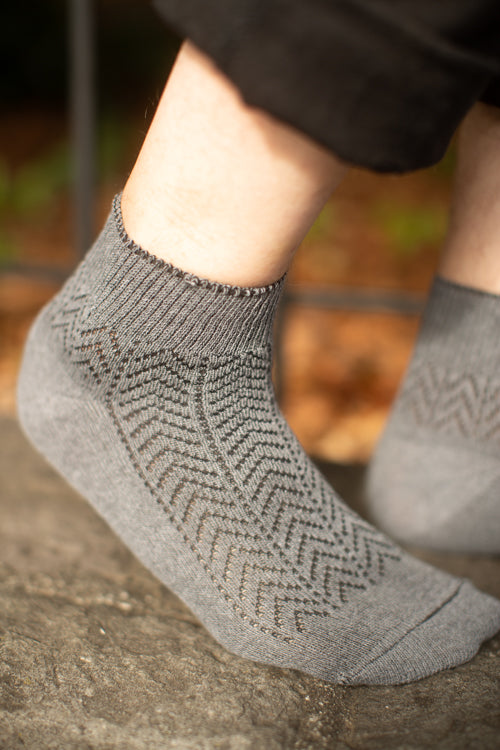 Chevron Anklet - Large - Charcoal/Black