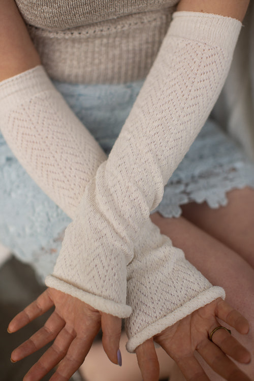 Chevron Sleeves - Sweet Cream