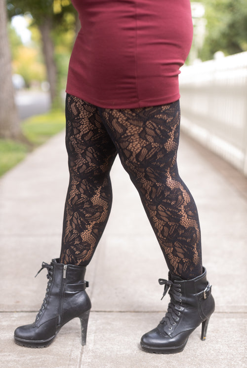 Plus Size Illustrated Flora Net Tights