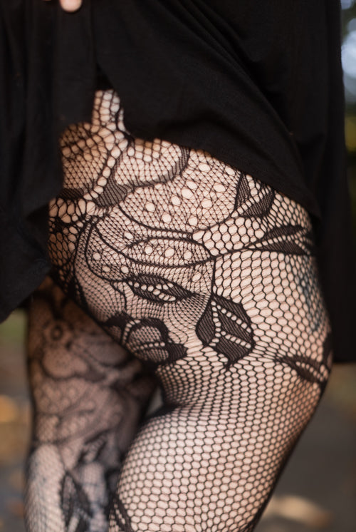 Plus Size Florals in Bloom Net Tights