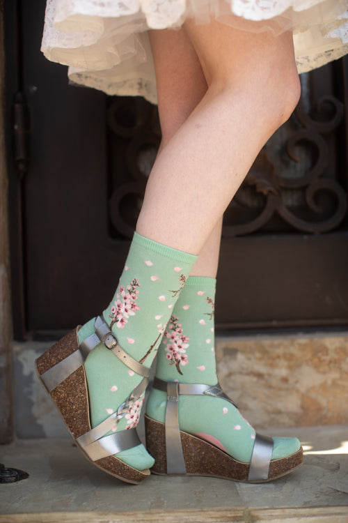 Cherry Blossom Crew - Cameo Green - Medium