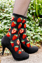 Sweet Strawberries Crew - Black
