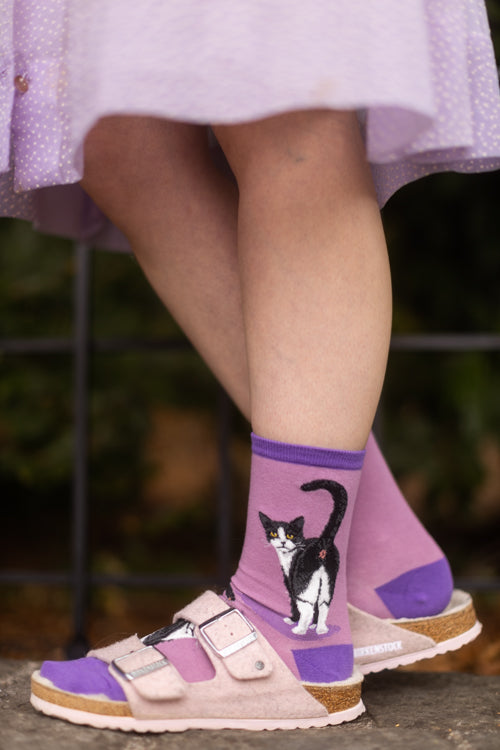 Tuxedo Cat Butt Crew - Mauve - Medium