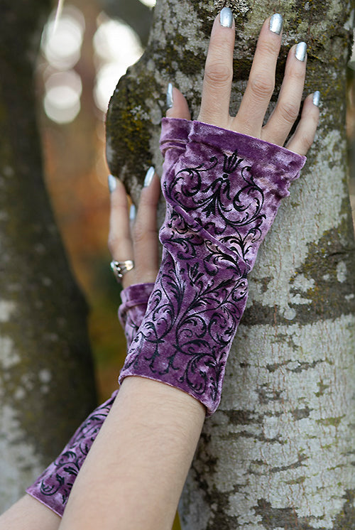 Polonova Imperial Arm Warmers - Lilac with Black