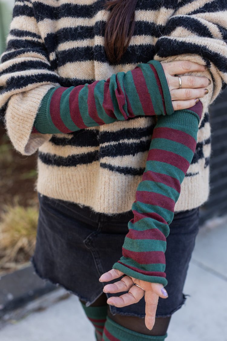 M Sleeves - Hunter & Dark Red