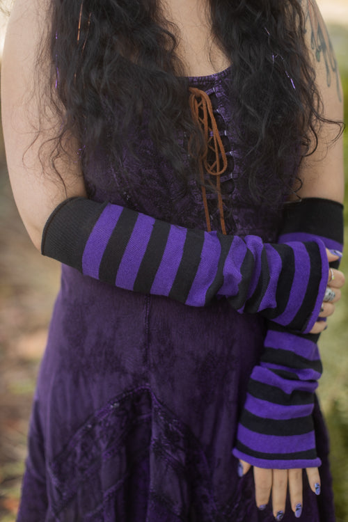 M Sleeves - Violet & Black