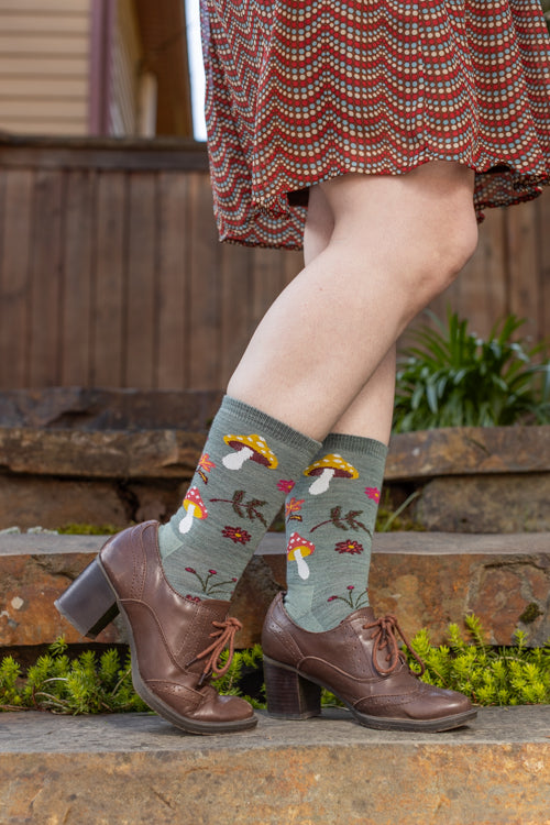 Shroom Bloom Wool Lightweight Crew - Green Seafoam