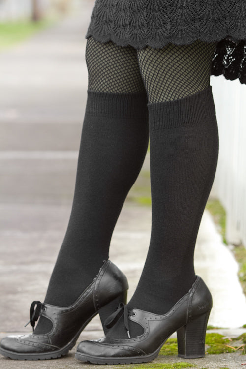 Classic Knee High Socks - Black
